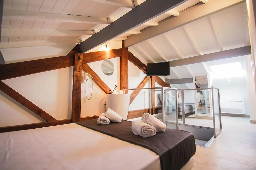 호텔 쎙뜨호뻬 Lion Blanc B&B