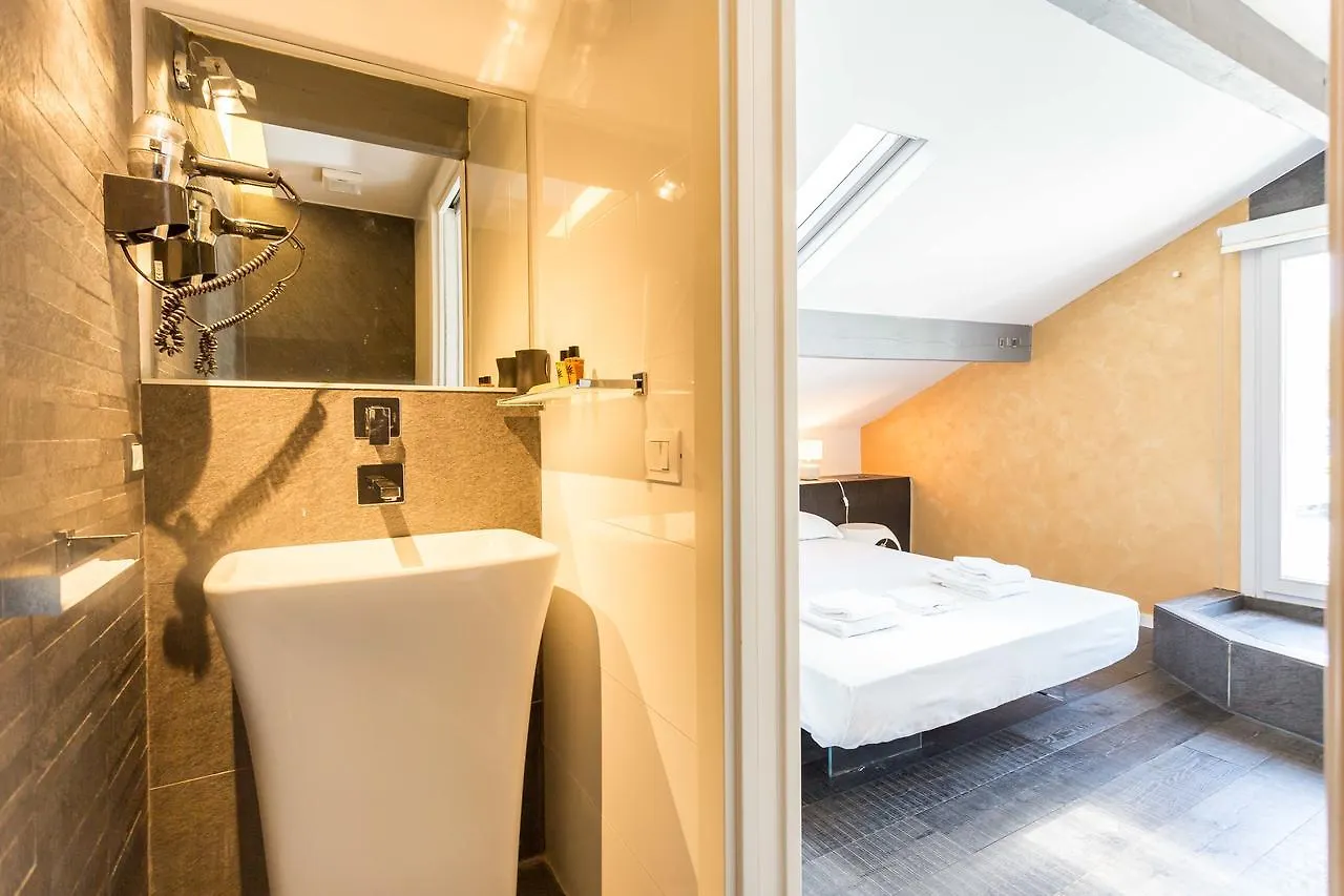 쎙뜨호뻬 Lion Blanc B&B